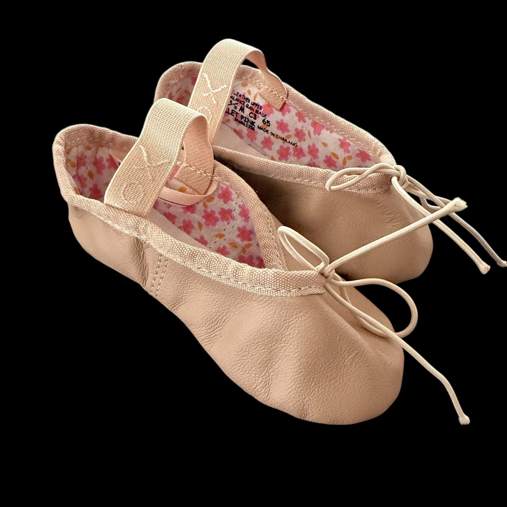 Capezio Daisy 205X Ballet Pink Leather Full Sole Dance Shoes Kids Size 7.5 M